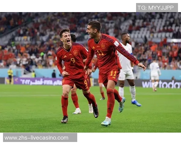 西班牙传控足球的魅力与战术解析：如何塑造世界级球队的成功之路